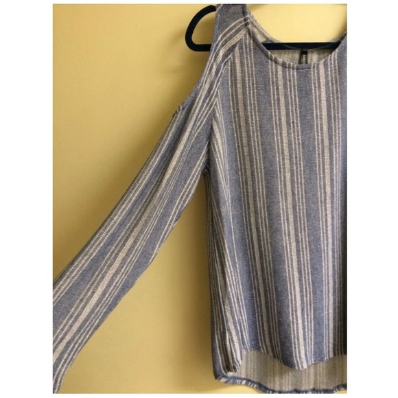 Massini 1X Cold Shoulder Blue Striped Long Sleeve Tunic Top NWT - Picture 2 of 4